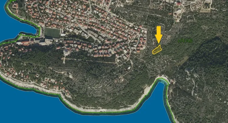 Hvar town - building plot 1.800 m2 in touristic zone T2 – 2