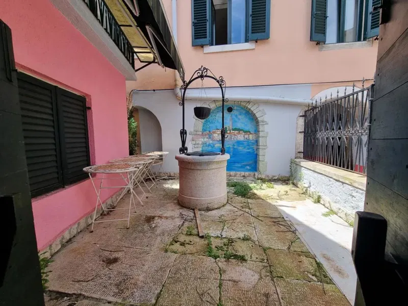 Üzlethelyiség Rovinj – 3