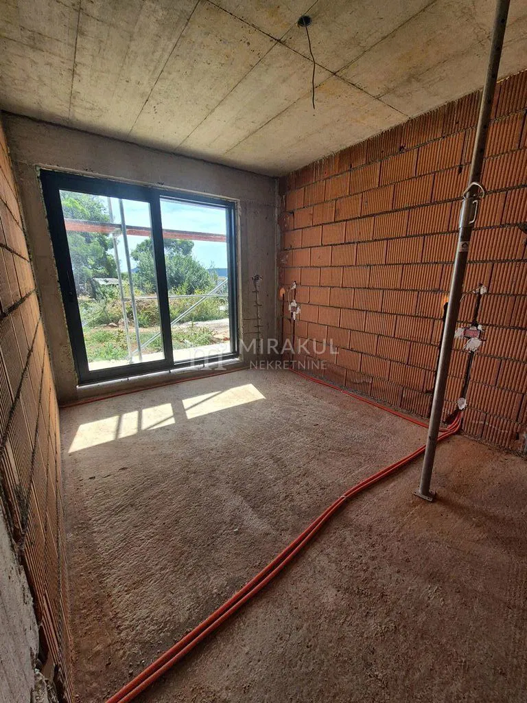 Nekretnine Vodice, PRVI RED DO MORA, Stan S1 blizu Plave plaže – 2