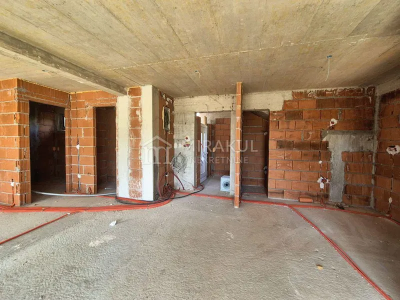 Nekretnine Vodice, PRVI RED DO MORA, Stan S1 blizu Plave plaže – 3