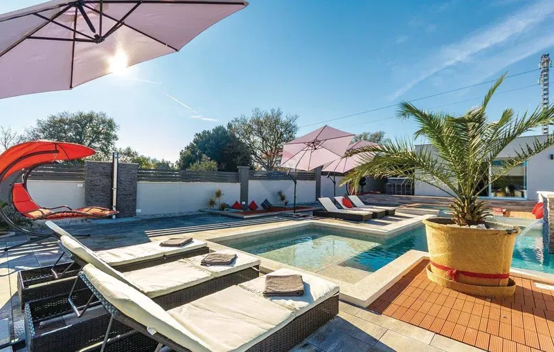 Istria, Šišan – modern villa with a pool – 3