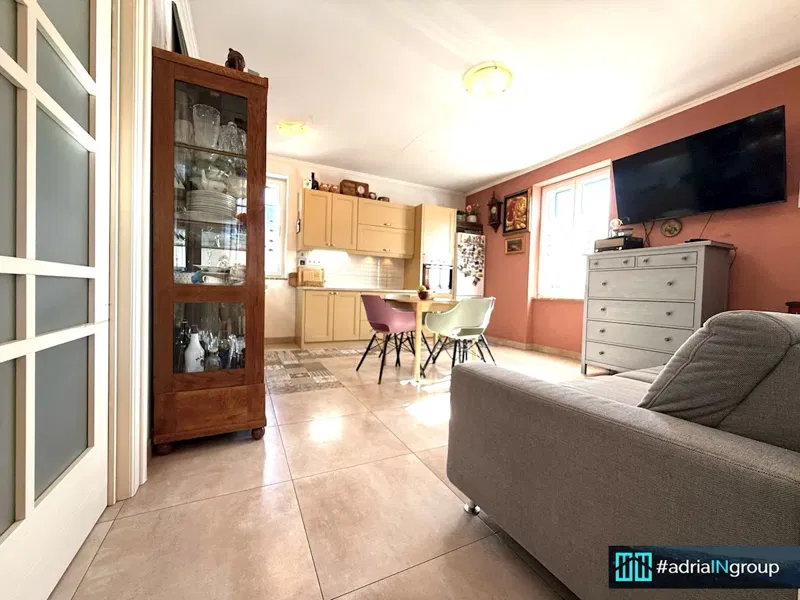 3s Apartment / Manuš (Center - TOP LOCATION) ADAPTED / video - READ DESCRIPTION – 3