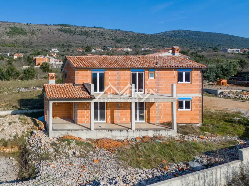 Labin area, house in the roh-bau phase with a fantastic view – 2