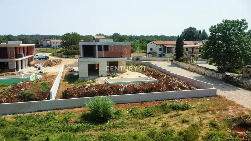 POREČ, 8 KM, MODERNA VILLETTA IN COSTRUZIONE – 2