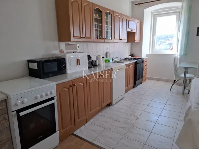 Mali Lošinj, three-bedroom apartment with sea view – 3