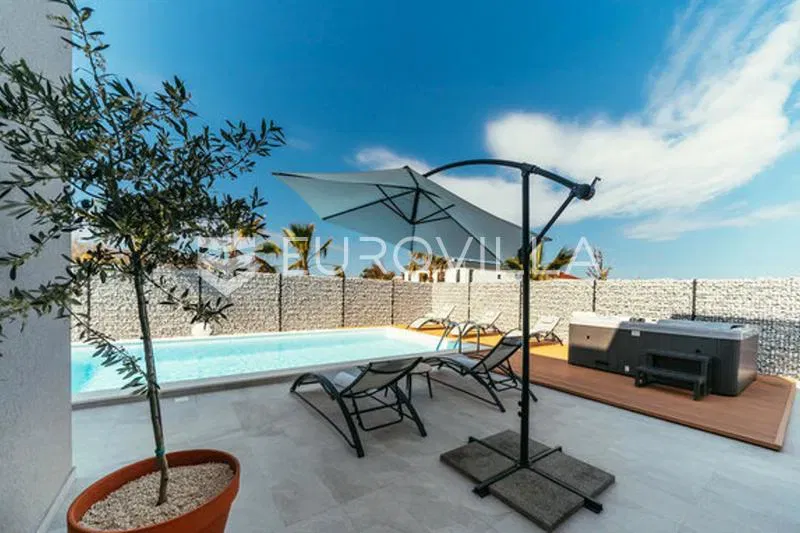 Zadar, Zaton, beautiful sunny villa with pool in a quiet location – 2