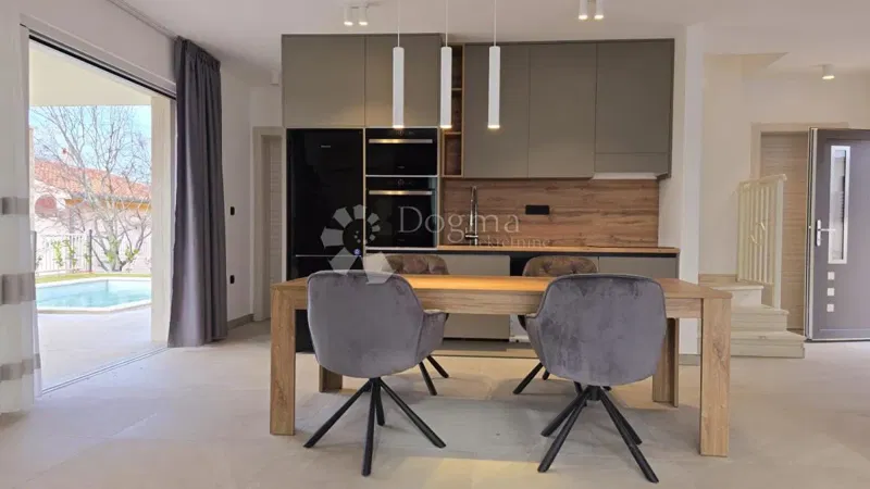 Dom Sveti Vid-Miholjice, Malinska-Dubašnica, 150m2 – 2