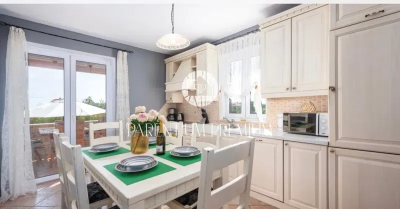 Casa bifamiliare con piscina - 200m dal mare – 2