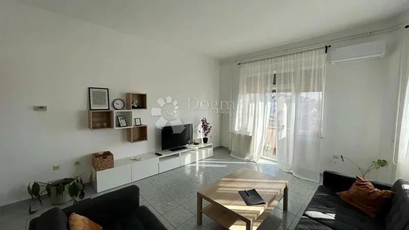 Spacious apartment in the center with panoramic city views! – 3