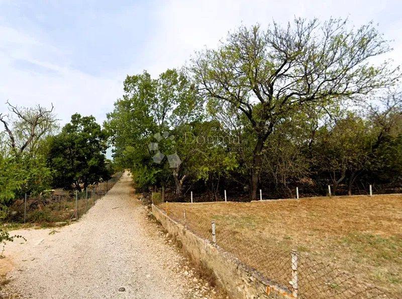 EXCLUSIVE OPPORTUNITY! Building land 2283m² near Zadar – Asphalt access, electricity and water right next to the plot! – 3