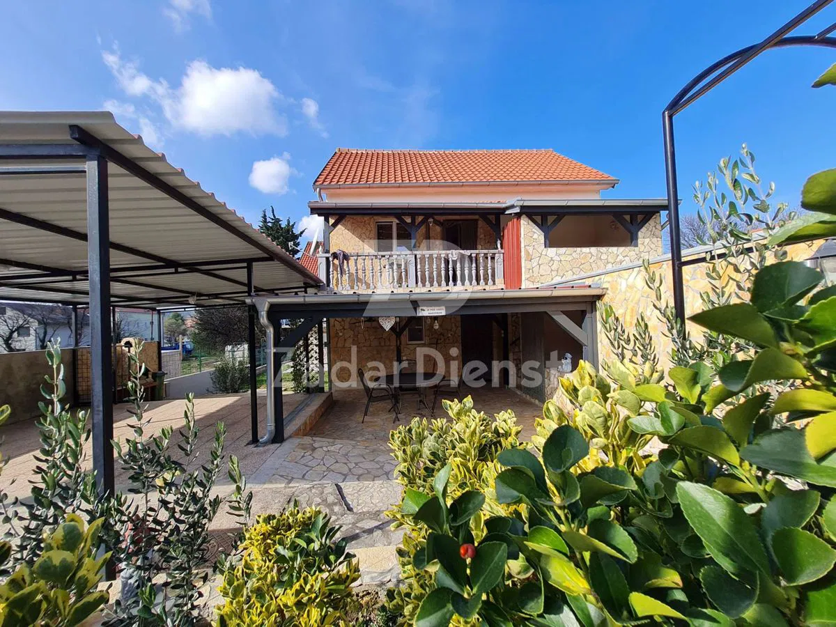 Monolocale di 54 m2 + taverna - Gornji Karin