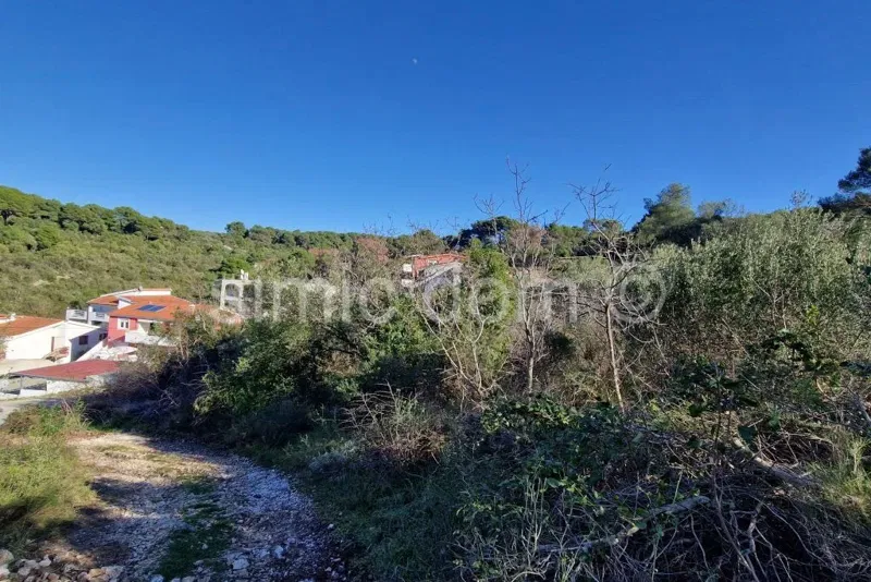 Building land near the center of Trogir, Ciovo – 3