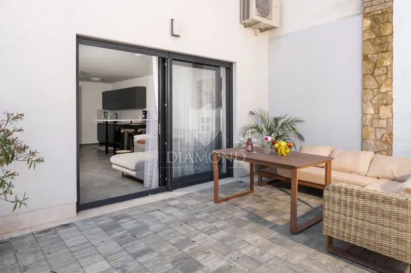 Poreč, surroundings - high quality apartment in a new building near the sea! – 3