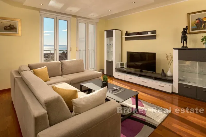 Bellissimo appartamento con tre camere da letto con vista mare – 3