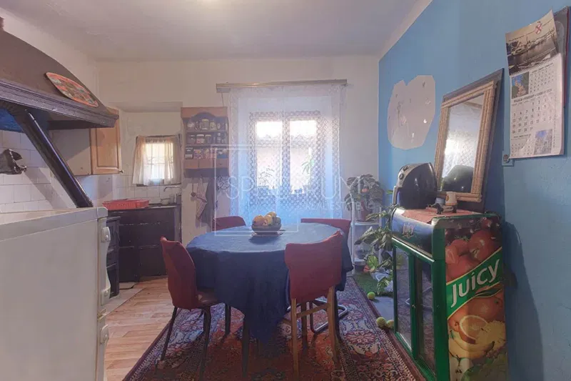 Novigrad, apartment for renovation in the old town center – 3