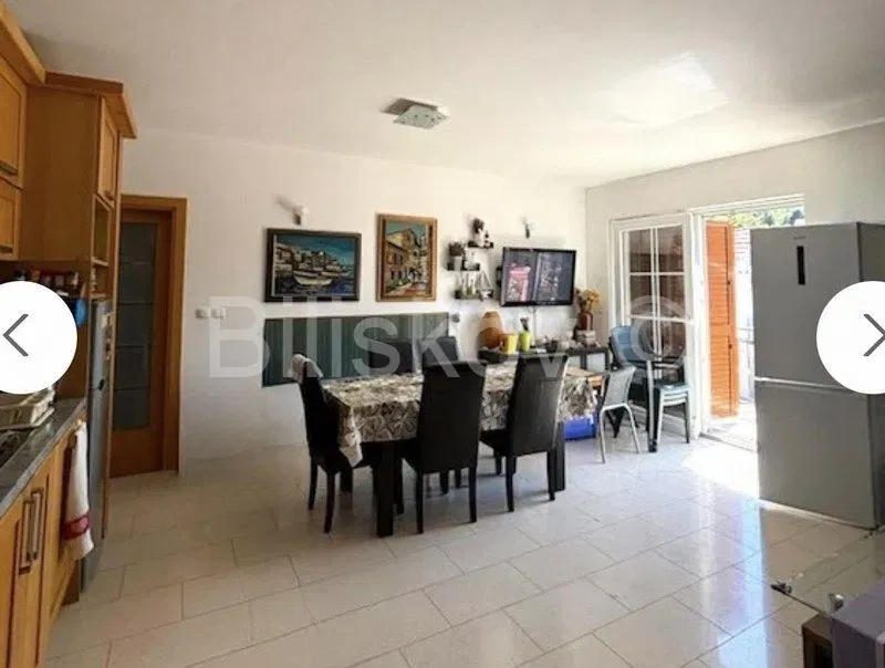 Brač, Splitska, apartment, 91 m2, parking 12 m2 – 2