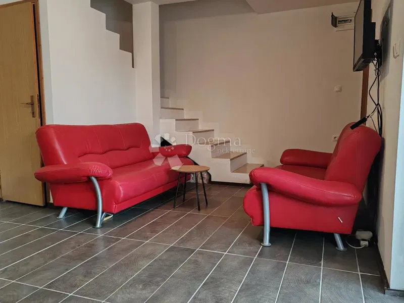 Apartment Vir 90m² – 300m from the beach, three parking spaces – 2