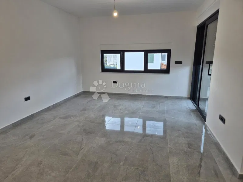 Flat Brodarica, Šibenik - Okolica, 72,27m2 – 2