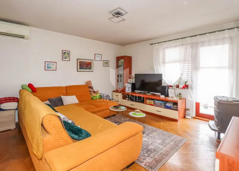EXCLUSIVE! Rovinj, apartment and land, 300 m from the beach – 2