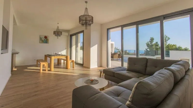 Splendida villa con vista panoramica sul mare – 3