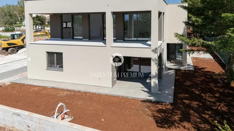 Ground floor apartment with spacious yard – 3