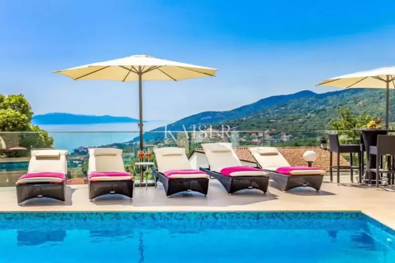 Flat Ičići, Opatija - Okolica, 135m2 – 2