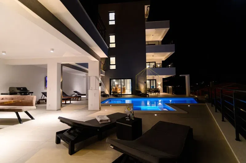 OMIŠ, APARTMENT HOUSE NEAR THE SEA – 2