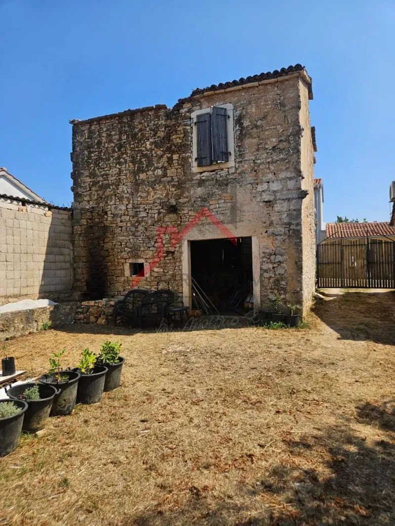 Stone house not far from Poreč city – 2