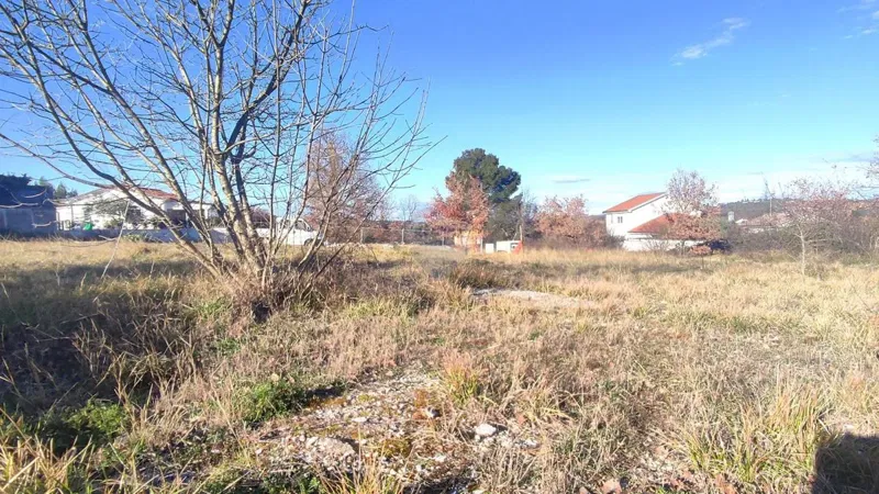 Building plot Kaštel, Buje, 861m2 – 2