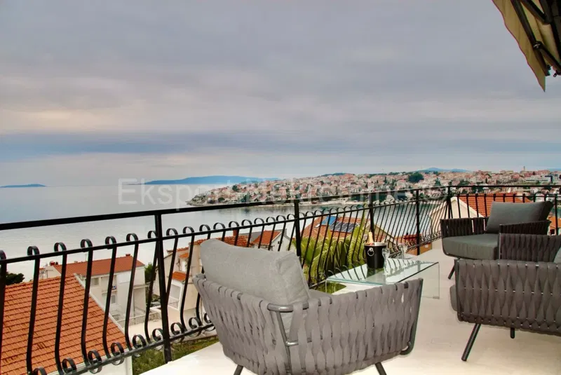 Ciovo, Okrug, luxury villa 390 m2 with swimming pool and open sea view – 3