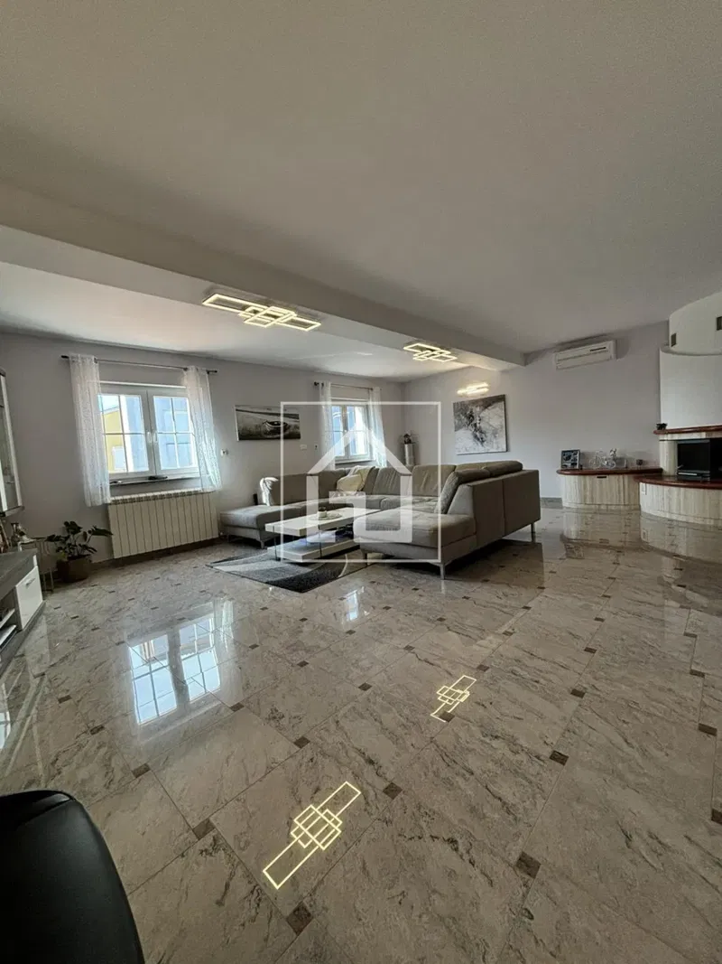 House Medulin, House, Excellent location – 3