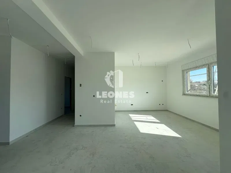 Moderno appartamento al primo piano in una nuova palazzina con ascensore a Tar – 2