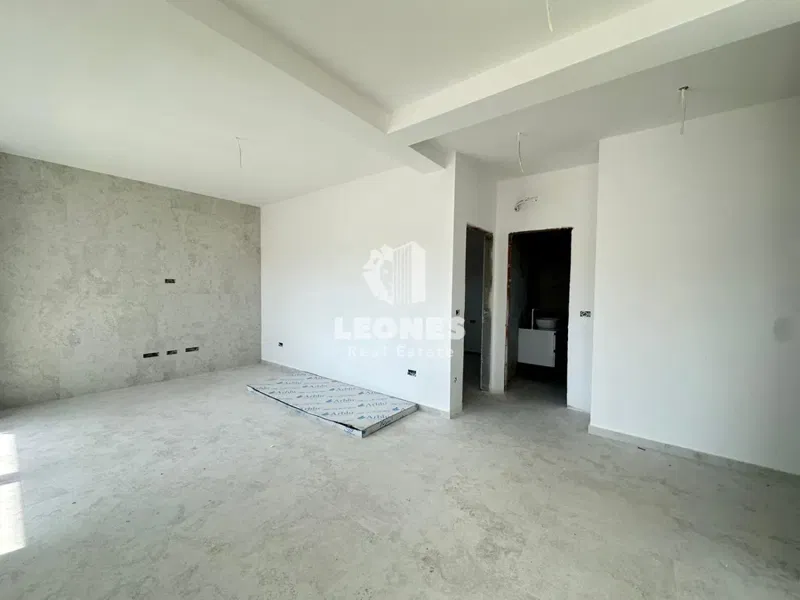 Moderno appartamento al primo piano in una nuova palazzina con ascensore a Tar – 3