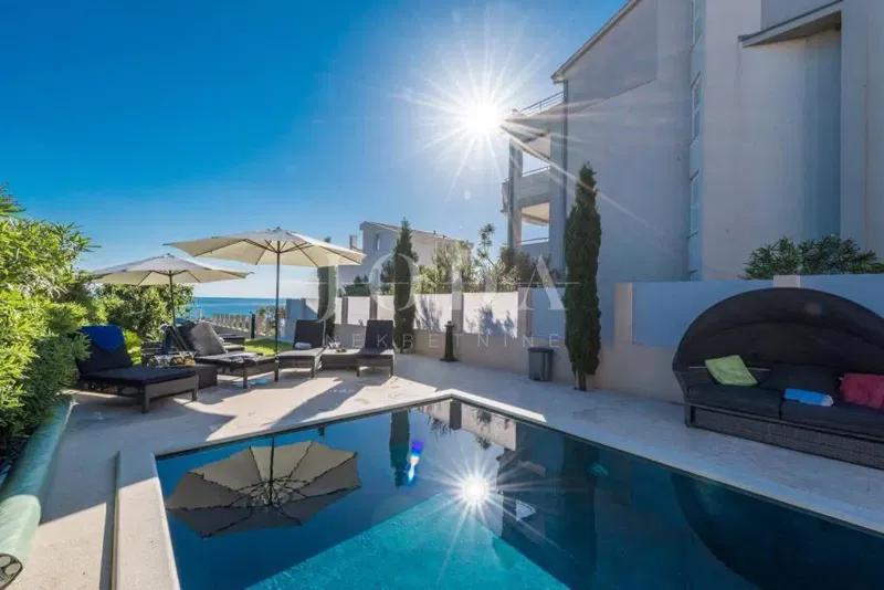 Appartamento con accesso privato alla spiaggia – 2