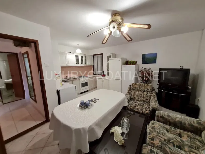 Croatian seaside residence for sale with boat mooring in the stunning Karin bay of Zadar County – 3