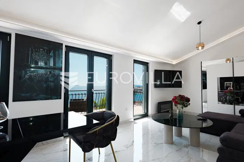 Ciovo, luxury villa with pool and sea view – 2