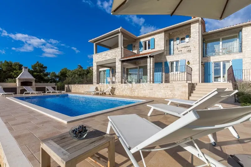 Istria - Poreč, stone villa with sea view and sauna – 2