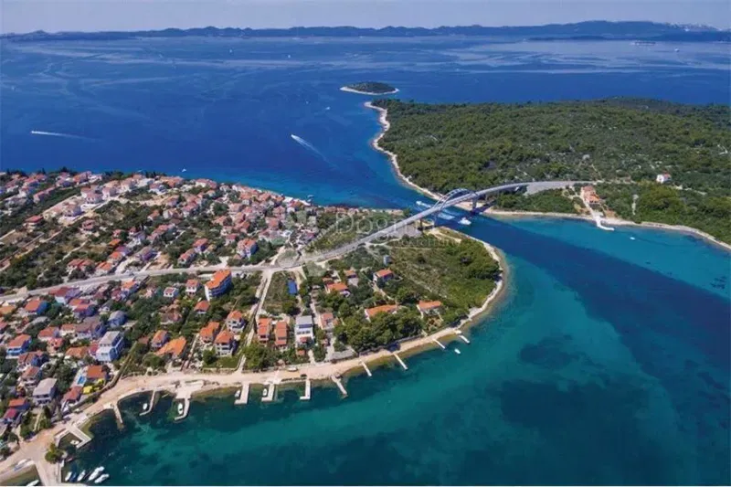 Építési telek Ždrelac, Pašman, 1.383m2 – 2