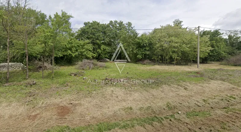 Žminj, Istria – Spacious building land for sale – 2