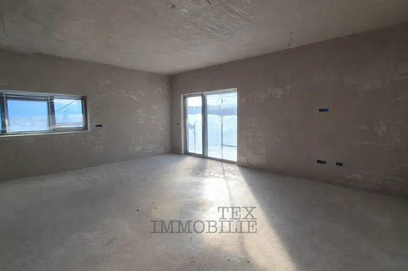 Poreč surroundings, an apartment with three bedrooms, 1 km from the sea – 3