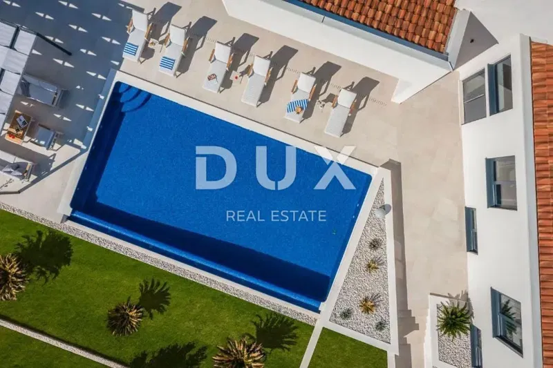 DALMÁCIA, TROGIR - Luxus villa medencével – 3