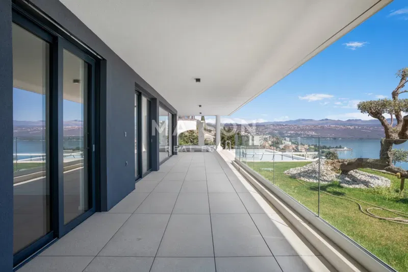 Opatija - Luxury Duplex Apartment with Pool 425.70 m² – 2