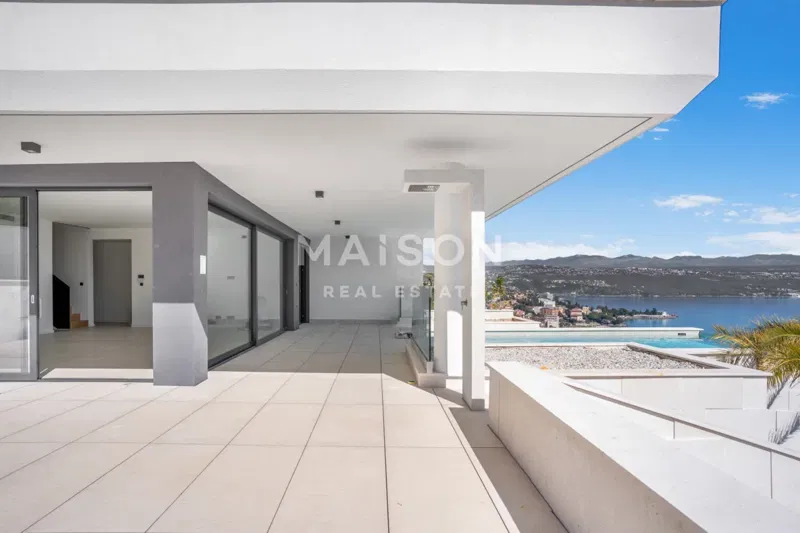 Opatija - Luxury Duplex Apartment with Pool 420.82 m² – 2