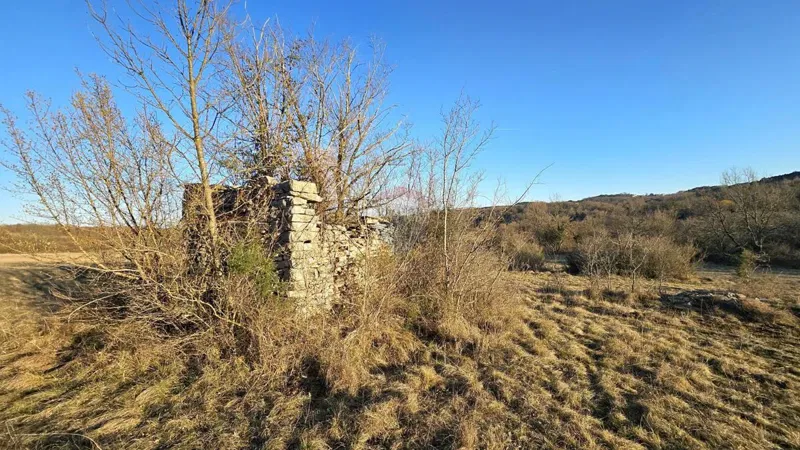 Non-structural plot Grožnjan, 20.342m2 – 2