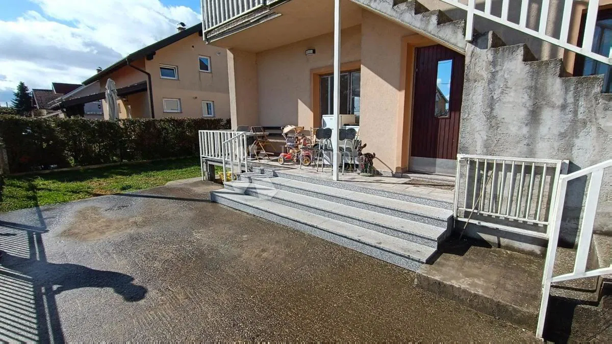 Lokal użytkowy Kerestinec, Sveta Nedelja, 90m2