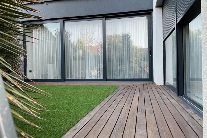 Villa moderna con vista mare – 3