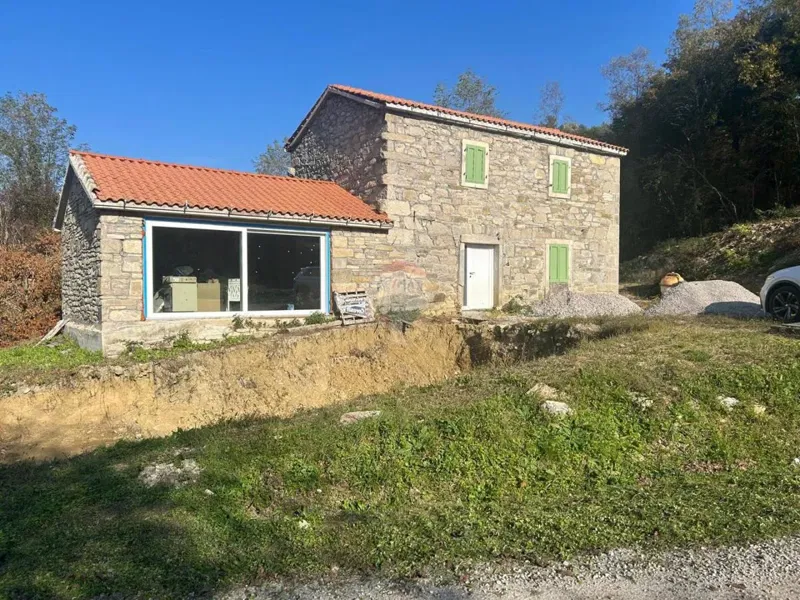 Istria, Belaj – Stone house with large garden near the castle – 2