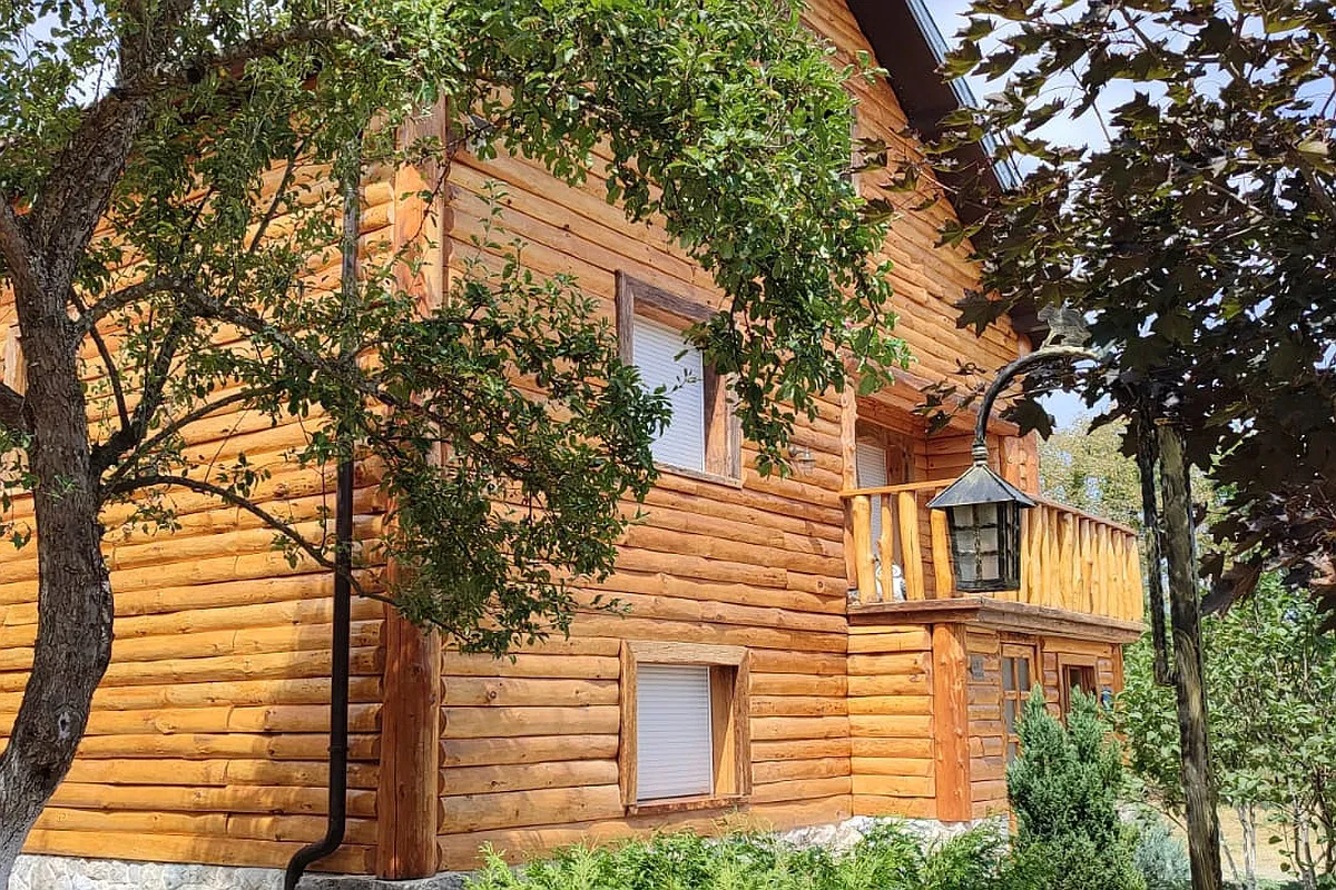 Schönes Haus mit Grundstück