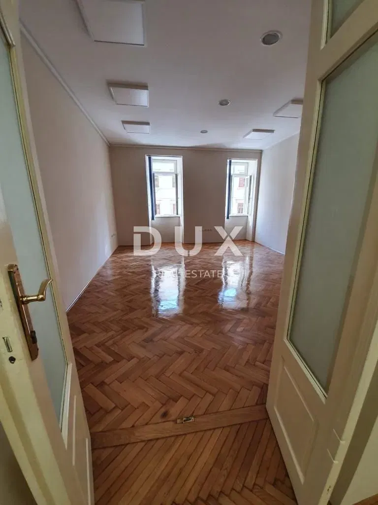 RIJEKA, CENTRUM - 125 m2, blisko Korzo, 1 piętro! – 2
