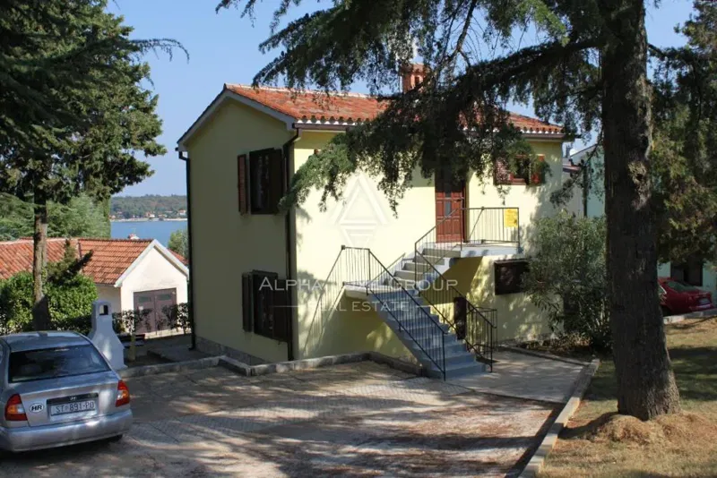 Novigrad, Isztria – lakás a strand közelében – 2